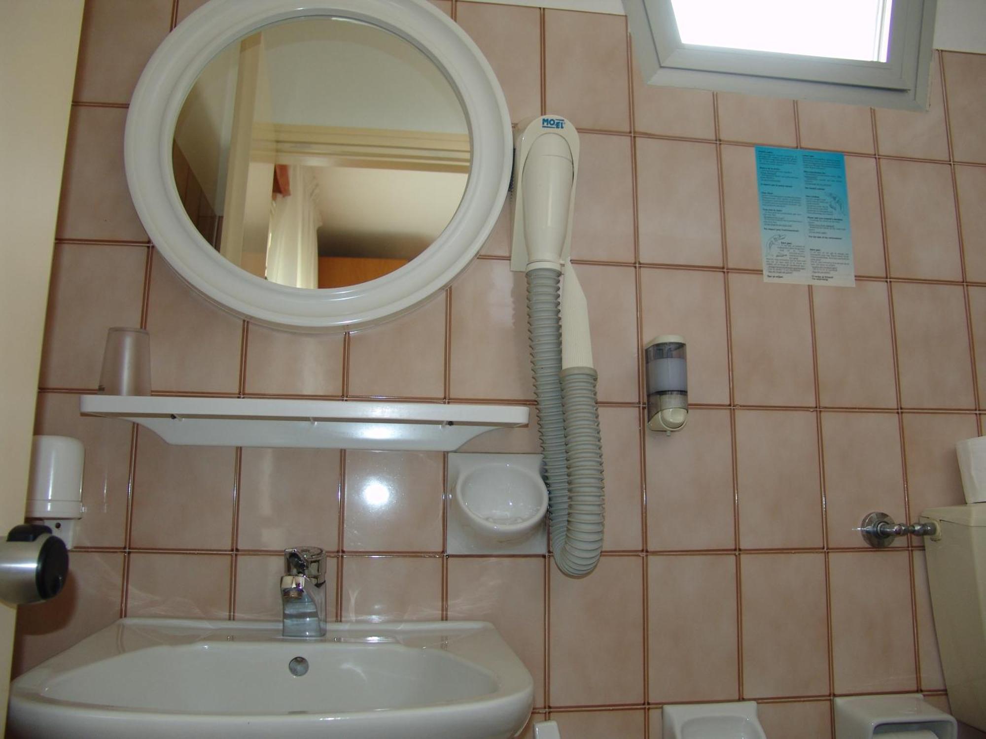 Hotel Excelsior Cervia Cameră foto